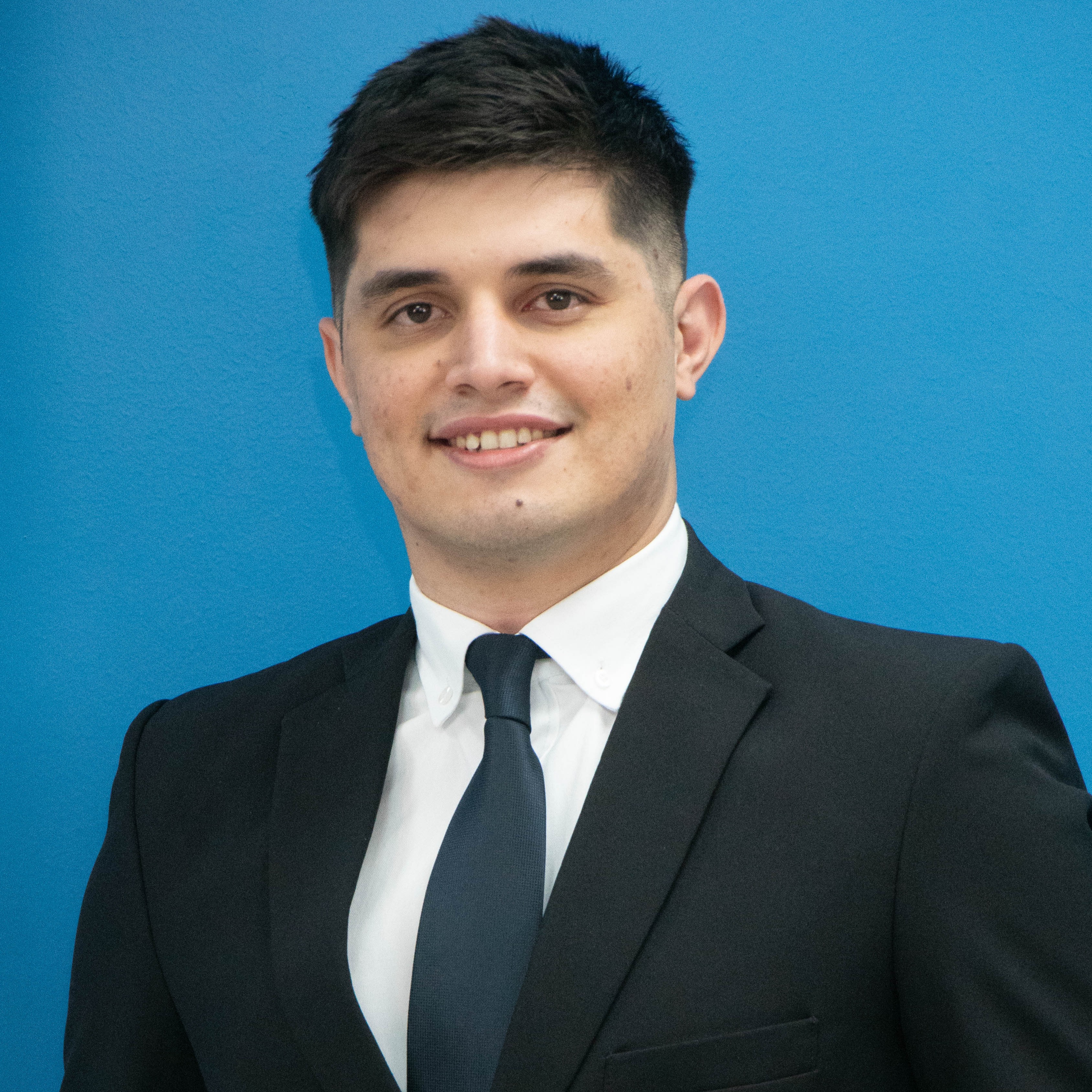 Sr. Elian Arturo Lomaquis Zárate